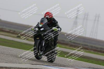 media/Nov-29-2025-TrackDaz (Sat) [[10ae2d9bce]]/A Group/Session 4 (Wheelie Bump)/